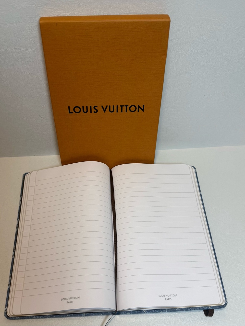 Louis Vuitton Jane Denim Limited Edition Notebook - Picture 2 of 2